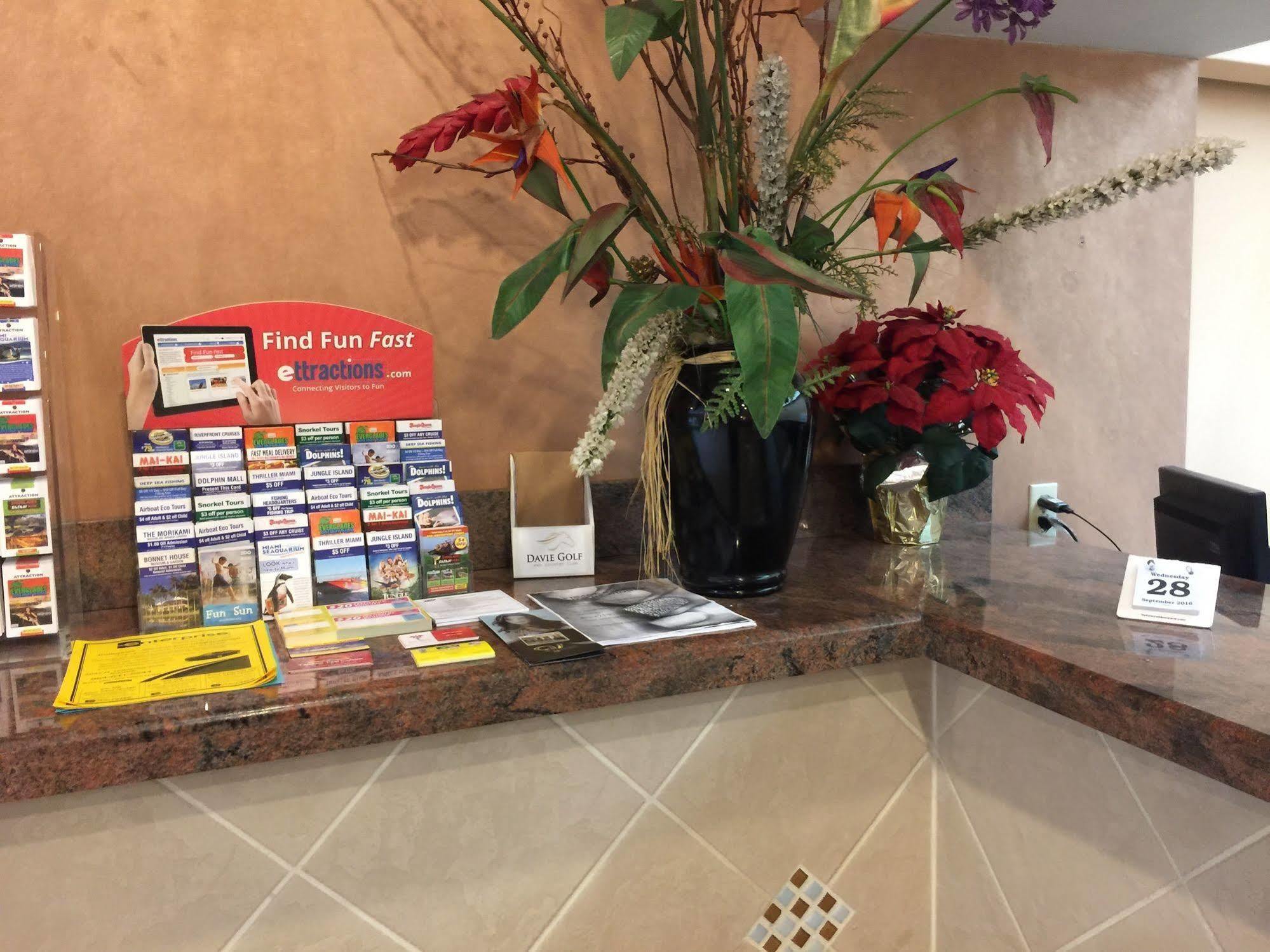 Sawgrass Inn & Conference Center プランテーション エクステリア 写真